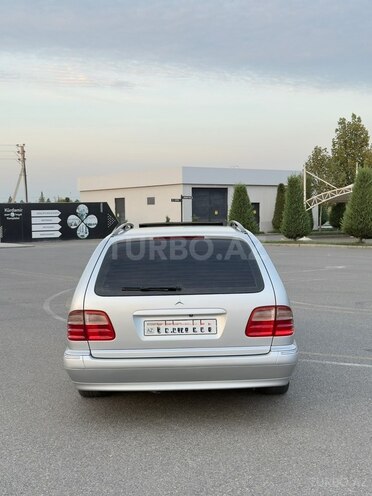 Mercedes E 240 1999, 324,650 km - 2.4 l - Kürdəmir
