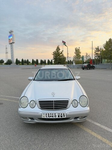 Mercedes E 240 1999, 324,650 km - 2.4 l - Kürdəmir