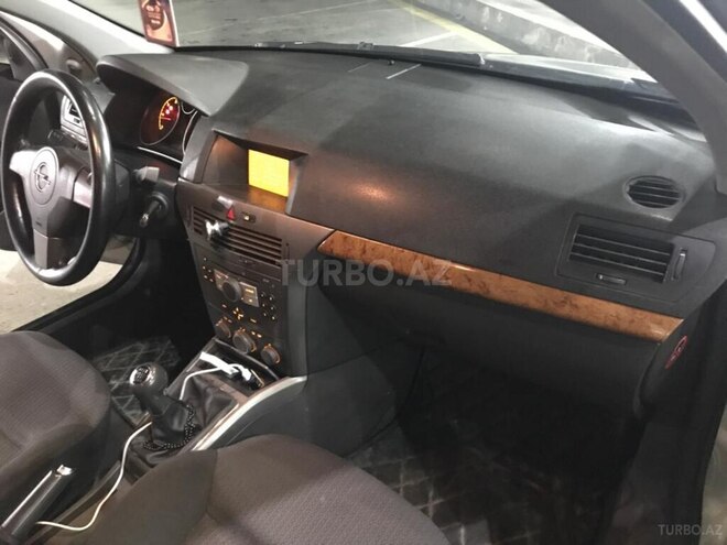 Opel Astra 2005, 500,000 km - 1.3 л - Quba