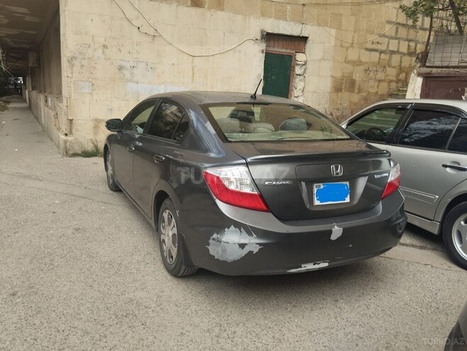 Honda Civic 2011, 301,000 km - 1.5 л - Bakı