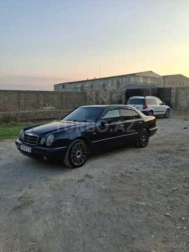 Mercedes E 200 1996, 420,000 km - 2.0 л - Bakı