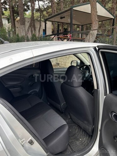 Nissan Sunny 2018, 196,000 km - 1.5 л - Bakı
