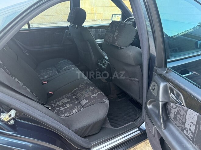 Mercedes E 240 1998, 382,541 km - 2.4 l - Gəncə