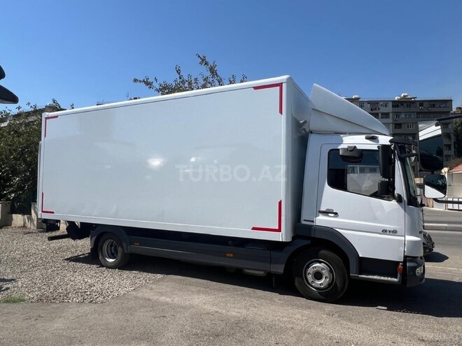 Mercedes Atego 818 2013, 281,403 km - 4.3 l - Bakı