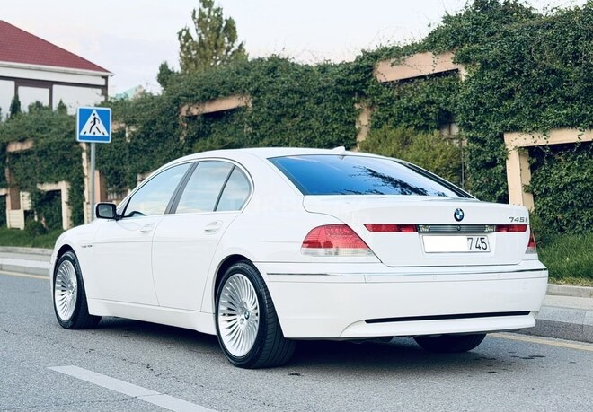 BMW 745 2002, 220,000 km - 4.4 l - Bakı