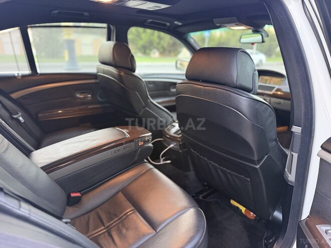 BMW 745 2002, 220,000 km - 4.4 l - Bakı