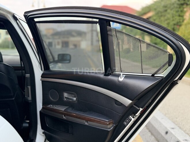 BMW 745 2002, 220,000 km - 4.4 l - Bakı
