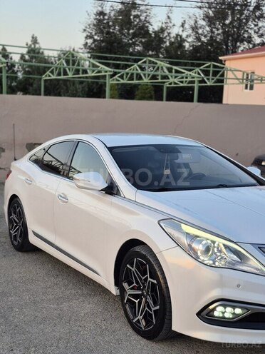 Hyundai Grandeur 2016, 200,000 km - 2.2 л - Bakı