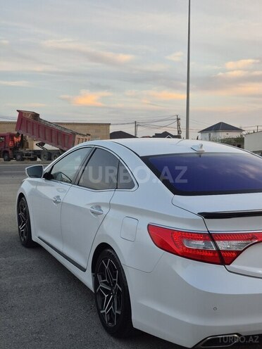 Hyundai Grandeur 2016, 200,000 km - 2.2 л - Bakı