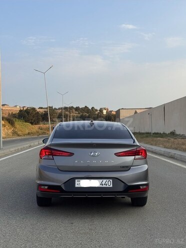Hyundai Elantra 2019, 185,000 km - 2.0 л - Bakı