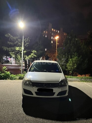 Opel Astra 2009, 258,000 km - 1.4 l - Bakı
