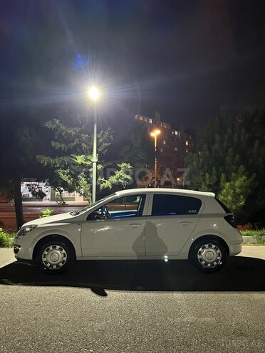 Opel Astra 2009, 258,000 km - 1.4 l - Bakı