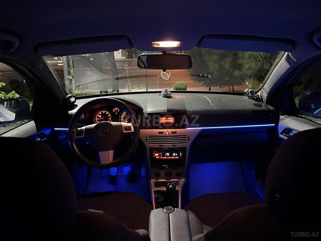 Opel Astra 2009, 258,000 km - 1.4 l - Bakı