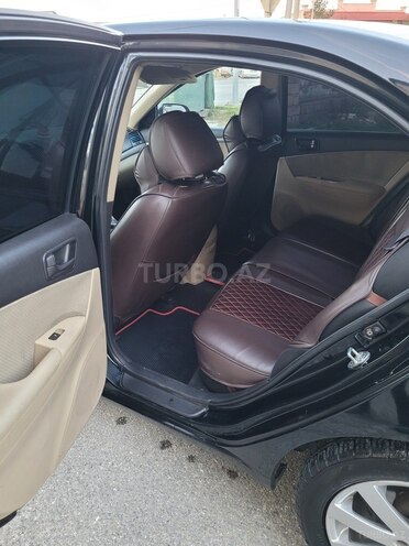 Hyundai Sonata 2008, 377,000 km - 2.4 l - Quba
