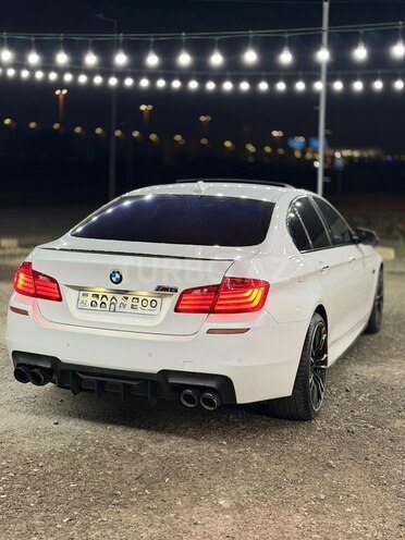 BMW 528 2014, 250,000 km - 2.0 l - Bakı
