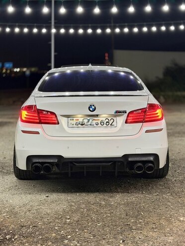 BMW 528 2014, 250,000 km - 2.0 l - Bakı