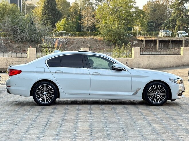 BMW 530 2018, 65,000 km - 2.0 л - Gəncə