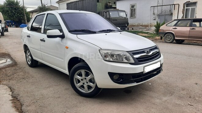 LADA (VAZ) Granta 2012, 234,000 km - 1.6 l - Salyan