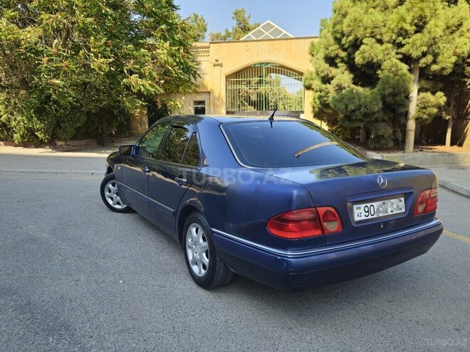 Mercedes E 200 1997, 504,000 km - 2.2 l - Bakı