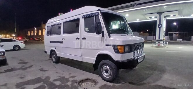 Mercedes 208 D 1994, 670,000 km - 2.3 l - Kürdəmir