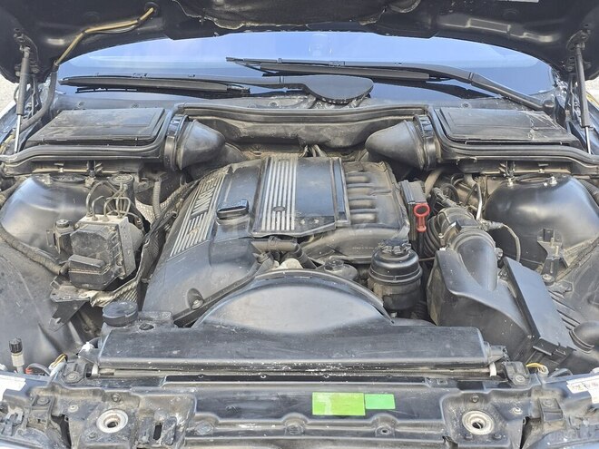 BMW 525 2002, 379,420 km - 2.5 l - Sumqayıt