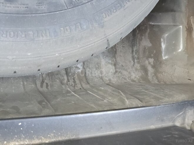BMW 525 2002, 379,420 km - 2.5 l - Sumqayıt