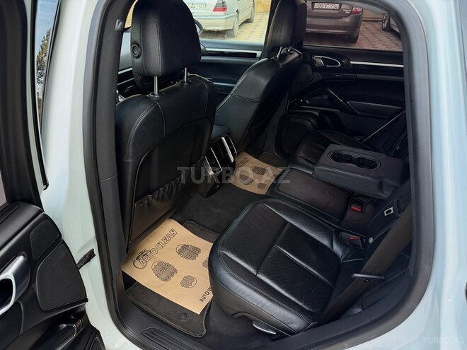 Porsche Cayenne 2013, 219,000 km - 3.6 l - Gəncə