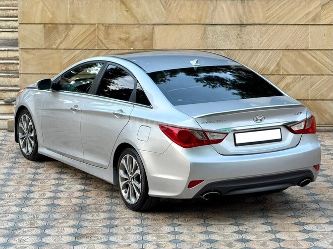 Hyundai Sonata 2014, 125,000 km - 2.0 л - Gəncə