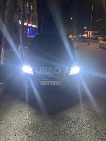 Opel Zafira 2009, 482,558 km - 1.6 l - Sumqayıt