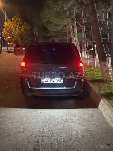 Opel Zafira 2009, 482,558 km - 1.6 l - Sumqayıt
