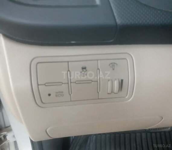 Hyundai Accent 2015, 160,000 km - 1.6 l - Masallı