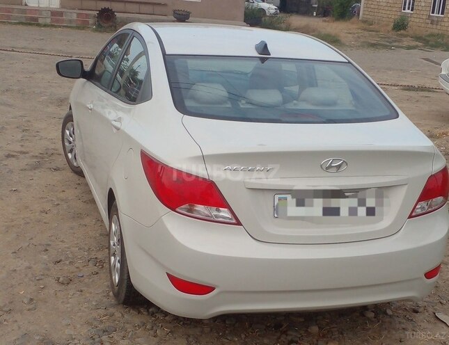 Hyundai Accent 2015, 160,000 km - 1.6 l - Masallı