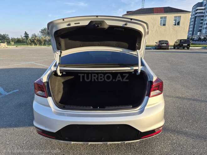 Hyundai Elantra 2019, 166,355 km - 2.0 l - Bakı