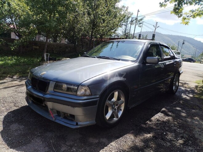 BMW 318 1996, 472,000 km - 1.8 l - Gədəbəy