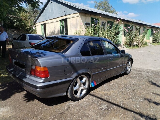 BMW 318 1996, 472,000 km - 1.8 l - Gədəbəy