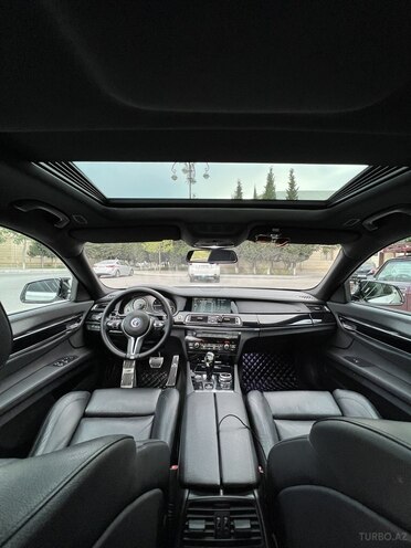 BMW 740 2011, 325,000 km - 3.0 l - Sumqayıt