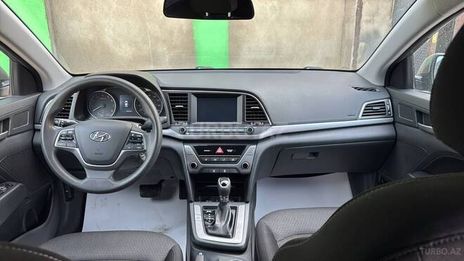 Hyundai Elantra 2017, 104,500 km - 2.0 l - Bakı