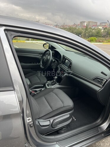 Hyundai Elantra 2017, 104,500 km - 2.0 l - Bakı