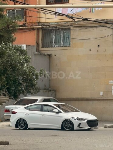 Hyundai Elantra 2017, 237,000 km - 1.6 l - Bakı