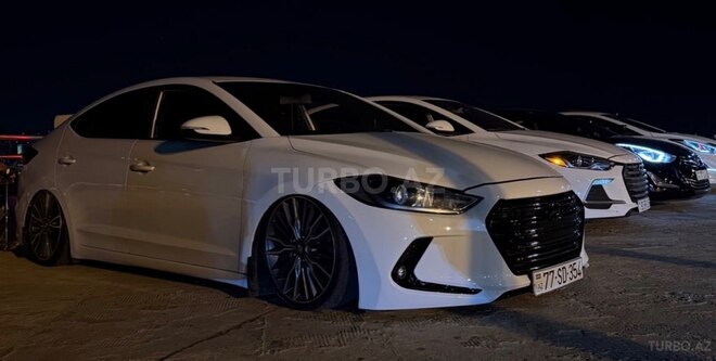 Hyundai Elantra 2017, 237,000 km - 1.6 l - Bakı