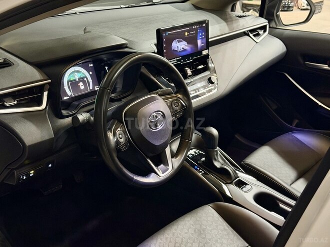 Toyota Corolla 2025, 4,300 km - 1.8 l - Bakı