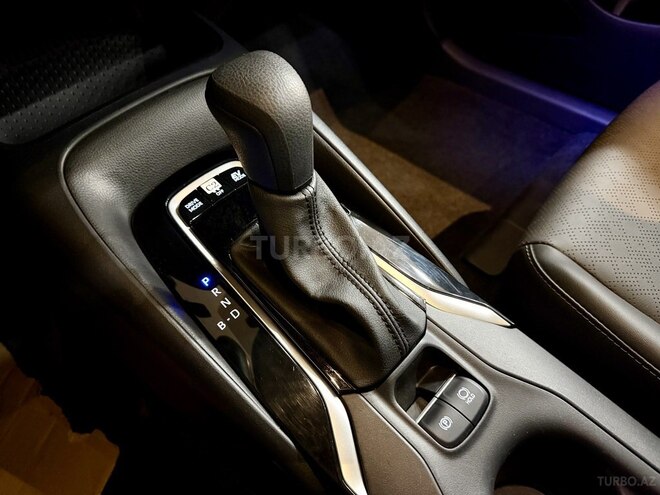 Toyota Corolla 2025, 4,300 km - 1.8 l - Bakı
