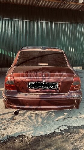 Opel Vectra 1997, 354,000 km - 1.8 l - Zaqatala