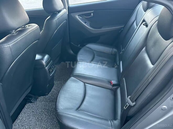 Hyundai Elantra 2015, 170,000 km - 1.6 l - Bakı