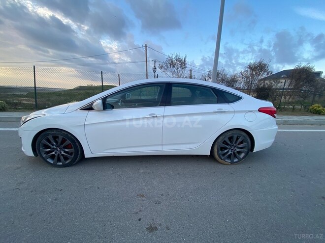 Hyundai i40 2013, 206,000 km - 2.0 л - Bakı
