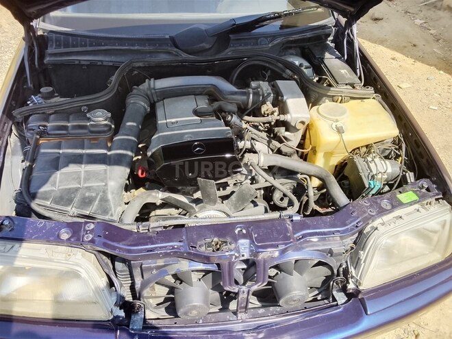 Mercedes C 180 1995, 262,185 km - 1.8 л - Salyan