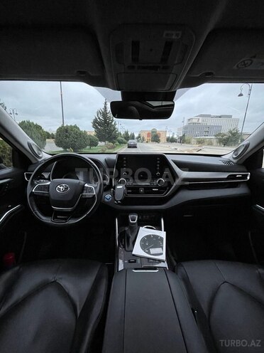 Toyota Highlander 2022, 131,000 km - 2.5 l - Bakı