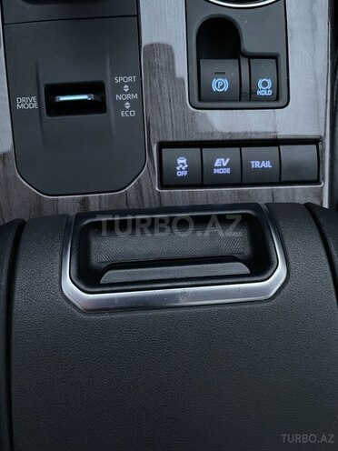 Toyota Highlander 2022, 131,000 km - 2.5 l - Bakı