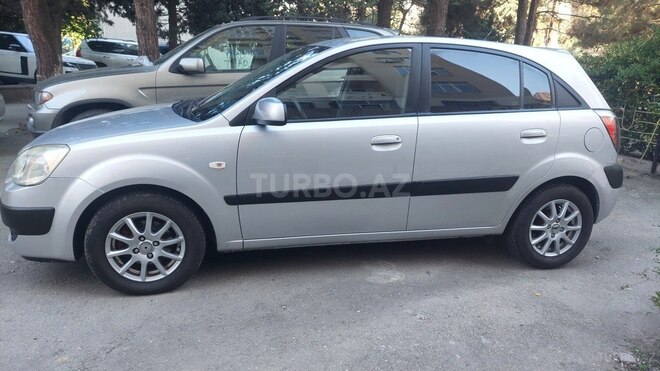 Kia Rio 2006, 261,000 km - 1.4 l - Bakı