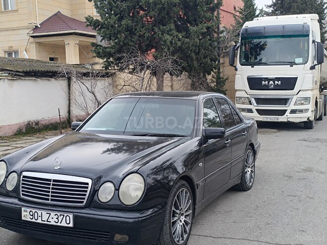 Mercedes E 230 1997, 250,000 km - 2.3 л - Bakı